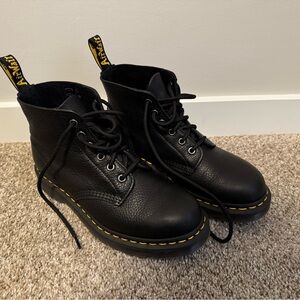 Dr Martens 101 Ambassador Leather Ankle Boots